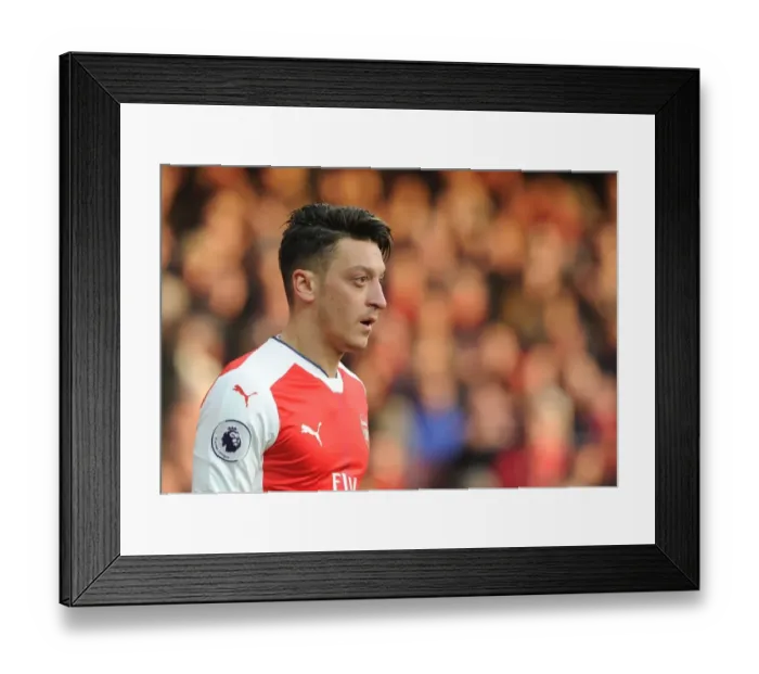 Framed Print : Arsenal v Burnley - Premier League