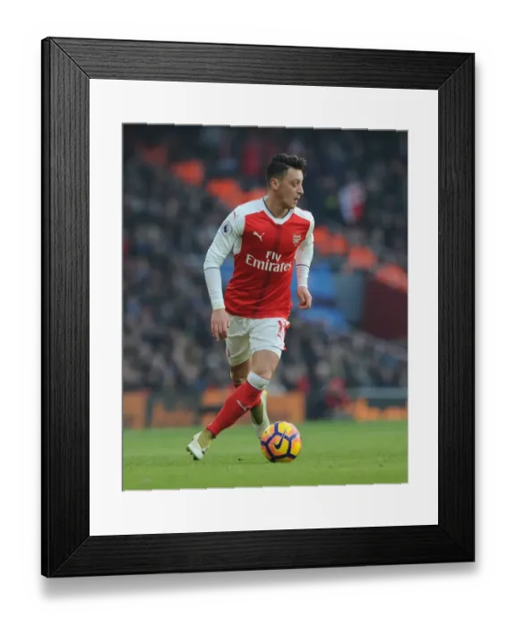 Framed Print : Mesut Ozil in Action: Arsenal vs Burnley, Premier League 2016-17 Framed Print : Mesut Ozil in Action: Arsenal vs Burnley, Premier League 2016-17