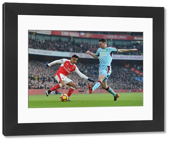 Alexis Sanchez (Arsenal) Michael Keane (Burnley). Arsenal 2: 1 Burnley. Premier League