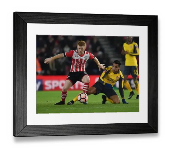 Framed Print : Arsenal vs Southampton: The Emirates FA Cup Clash - January 2017 Framed Print : Arsenal vs Southampton: The Emirates FA Cup Clash - January 2017