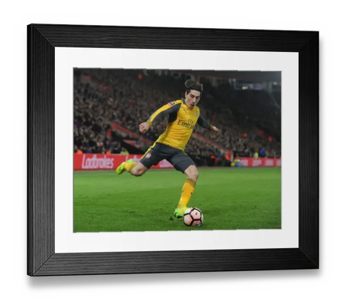 Framed Print : Arsenal's Hector Bellerin in FA Cup Action: Southampton vs Arsenal (2016-17) Framed Print : Arsenal's Hector Bellerin in FA Cup Action: Southampton vs Arsenal (2016-17)