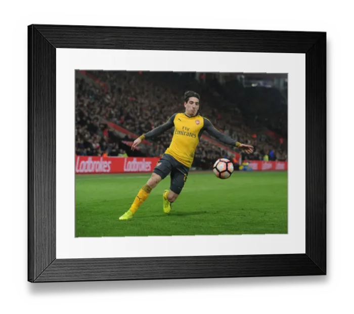 Framed Print : Arsenal's Hector Bellerin in FA Cup Action: Southampton vs Arsenal (2016-17) Framed Print : Arsenal's Hector Bellerin in FA Cup Action: Southampton vs Arsenal (2016-17)