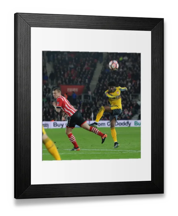Framed Print : Ainsley Maitland-Niles vs Jordy Clasie: FA Cup Battle at St. Mary's Stadium