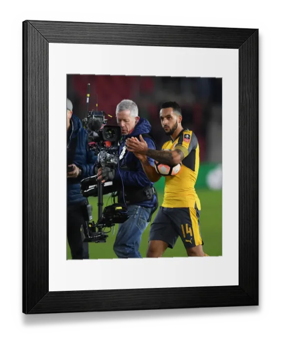 Framed Print : Theo Walcott's FA Cup Triumph: Arsenal Overpower Southampton Framed Print : Theo Walcott's FA Cup Triumph: Arsenal Overpower Southampton
