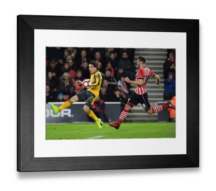 Framed Print : Arsenal's Hector Bellerin Outruns Southampton's Sam McQueen in FA Cup Showdown