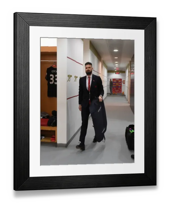 Framed Print : Arsenal's Olivier Giroud in the Home Changing Room - Arsenal vs Watford, Premier League 2016-17