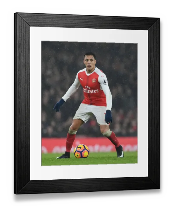 Framed Print : Alexis Sanchez in Action: Arsenal vs. Watford (2016-17) Framed Print : Alexis Sanchez in Action: Arsenal vs. Watford (2016-17)