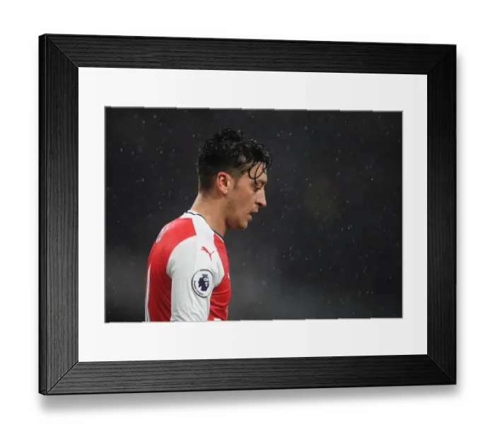 Framed Print : Mesut Ozil in Action: Arsenal vs. Watford, Premier League 2016-17 Framed Print : Mesut Ozil in Action: Arsenal vs. Watford, Premier League 2016-17