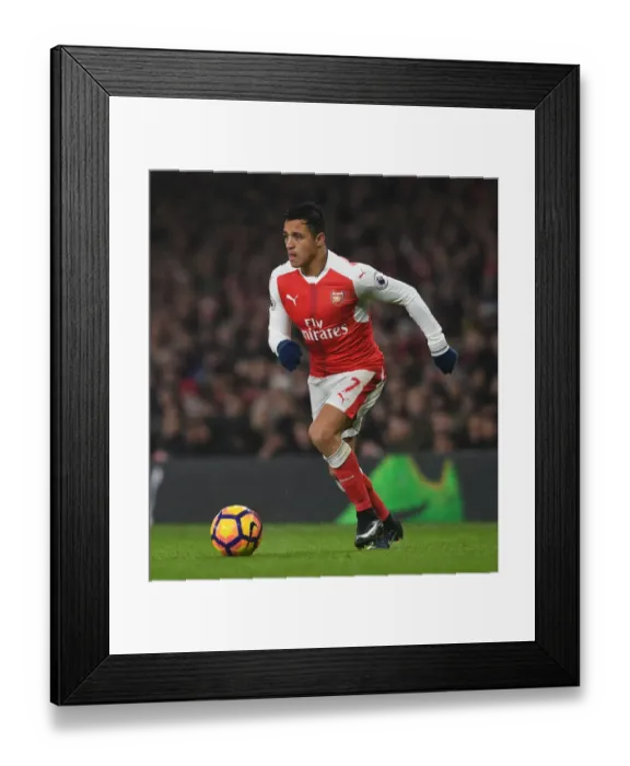 Framed Print : Arsenal's Alexis Sanchez in Action Against Watford - Premier League 2016-17 Framed Print : Arsenal's Alexis Sanchez in Action Against Watford - Premier League 2016-17