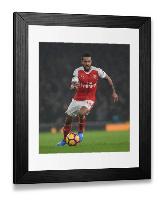 Framed Print : Theo Walcott in Action: Arsenal vs. Watford, Premier League 2016-17 Framed Print : Theo Walcott in Action: Arsenal vs. Watford, Premier League 2016-17