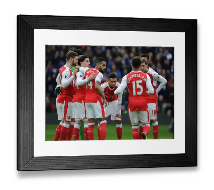 Framed Print : Arsenal Squad Before Chelsea Clash in Premier League (2016-17)