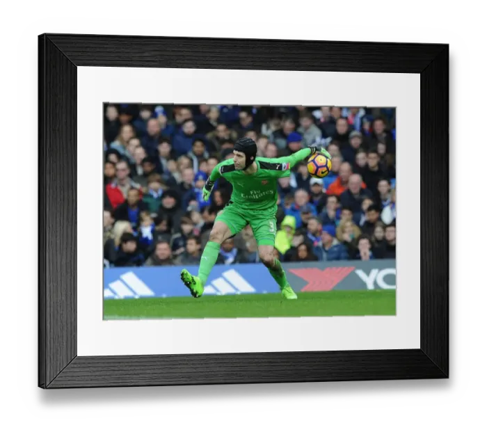 Framed Print : Petr Cech's Unwavering Focus: Chelsea vs. Arsenal Clash (2016-17)