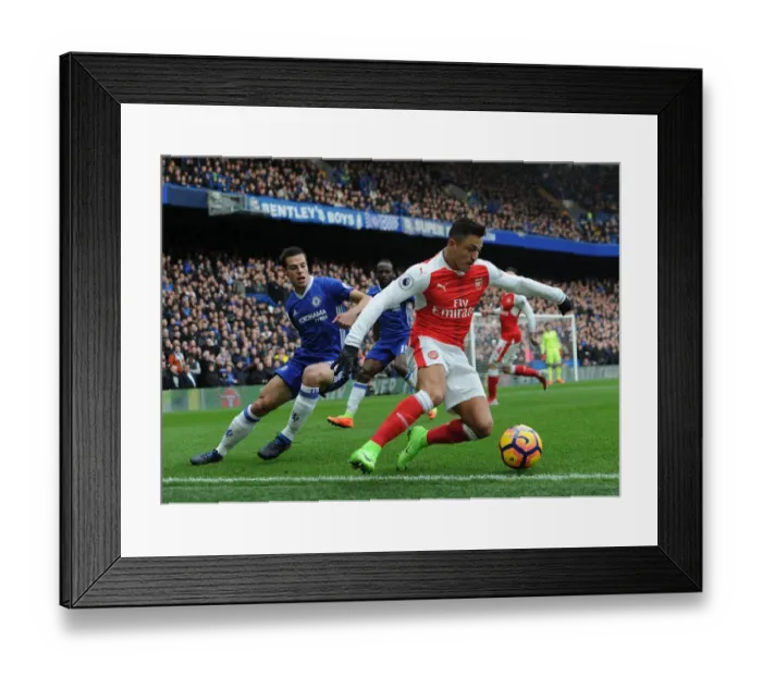 Framed Print : Clash of Titans: Sanchez vs. Azpilicueta - Chelsea vs. Arsenal, Premier League Framed Print : Clash of Titans: Sanchez vs. Azpilicueta - Chelsea vs. Arsenal, Premier League