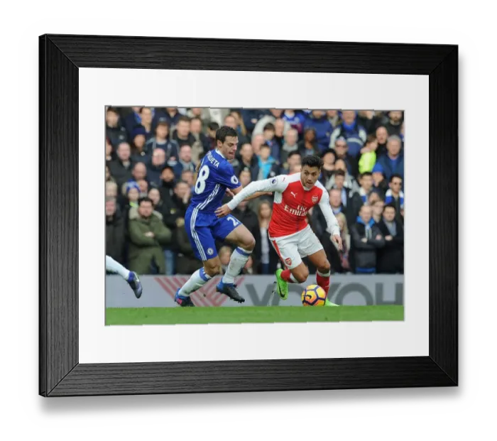 Framed Print : Clash of Titans: Sanchez vs Azpilicueta - Chelsea vs Arsenal, Premier League 2016-17 Framed Print : Clash of Titans: Sanchez vs Azpilicueta - Chelsea vs Arsenal, Premier League 2016-17