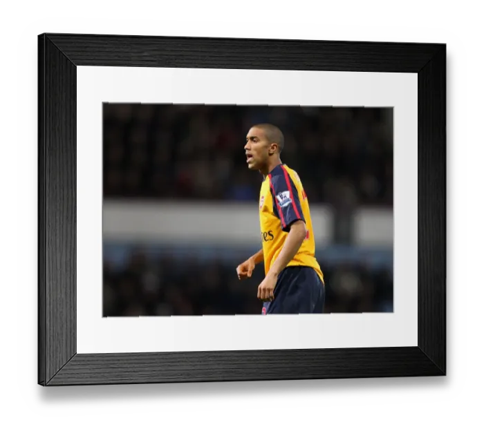 Framed Print : Arsenal's Unstoppable Victory: Gael Clichy's Brilliant Performance (26 / 10 / 08)