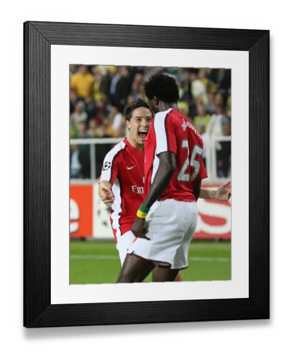 Framed Print : Samir Nasri celebrates with Emmanuel Adebayor (Arsenal)