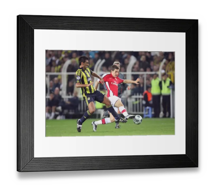 Framed Print : Aaron Ramsey (Arsenal) Selcuk Sahin (Fenerbahce)