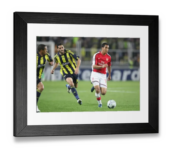 Framed Print : Theo Walcott's Unforgettable Night: Arsenal's Thrashing of Fenerbahce (5-2) in the Champions League