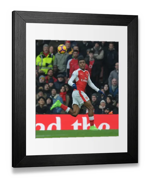 Framed Print : Arsenal's Alex Iwobi in Action During Premier League Clash Against Hull City (2016-17)