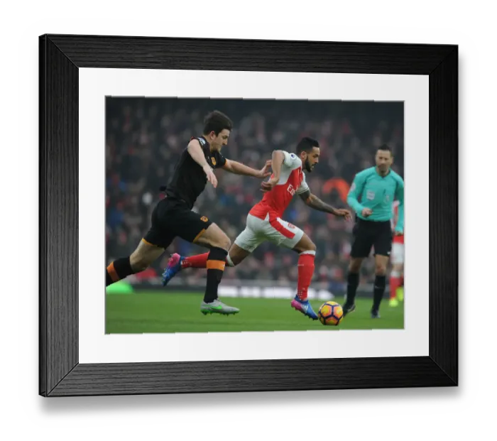 Framed Print : Theo Walcott Dashes Past Harry Maguire: Arsenal vs. Hull City, Premier League 2016-17 Framed Print : Theo Walcott Dashes Past Harry Maguire: Arsenal vs. Hull City, Premier League 2016-17