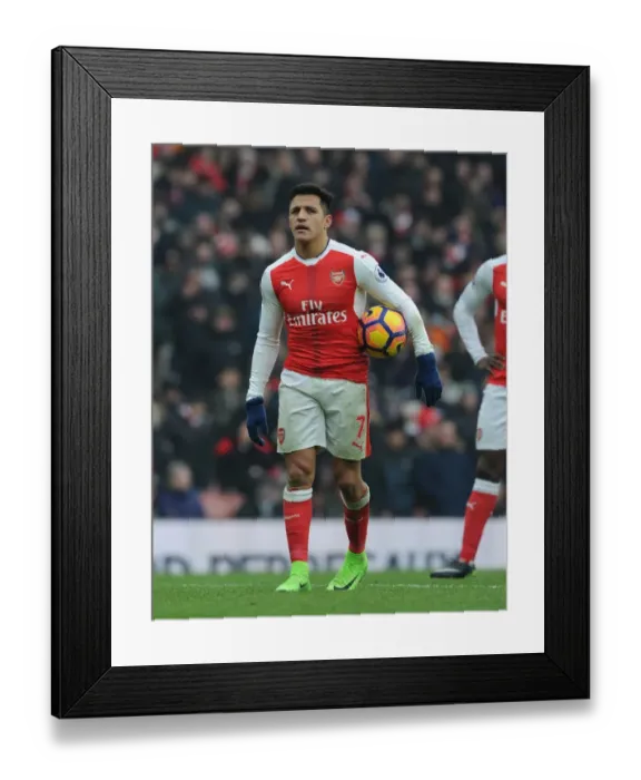 Framed Print : Alexis Sanchez: Arsenal vs. Hull City (2016-17) - In Action Framed Print : Alexis Sanchez: Arsenal vs. Hull City (2016-17) - In Action