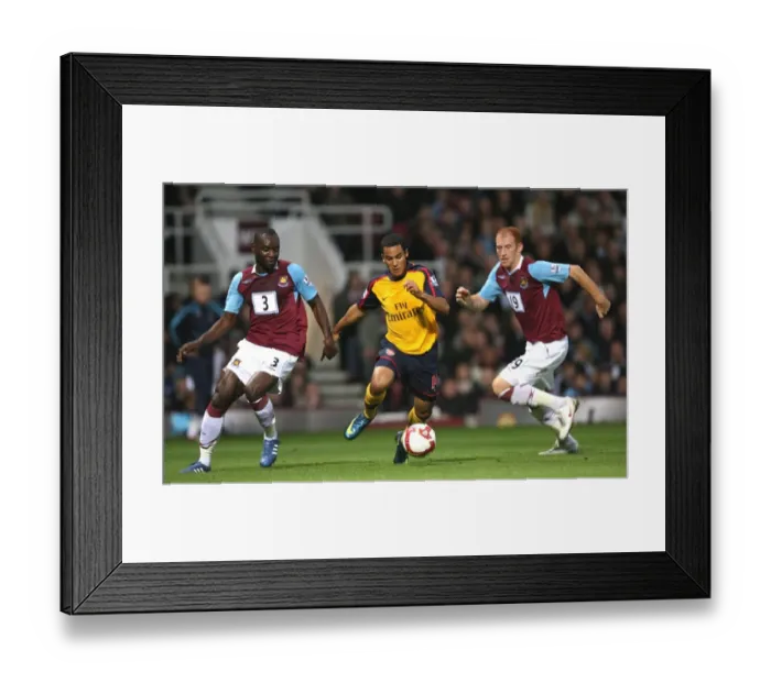 Framed Print : Theo Walcott (Arsenal) Herita Ilunga and James Collins (West Ham)