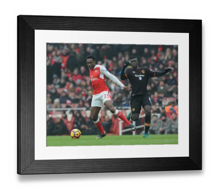 Framed Print : Arsenal vs Hull City: Welbeck Tangles with Diaye in Premier League Clash Framed Print : Arsenal vs Hull City: Welbeck Tangles with Diaye in Premier League Clash