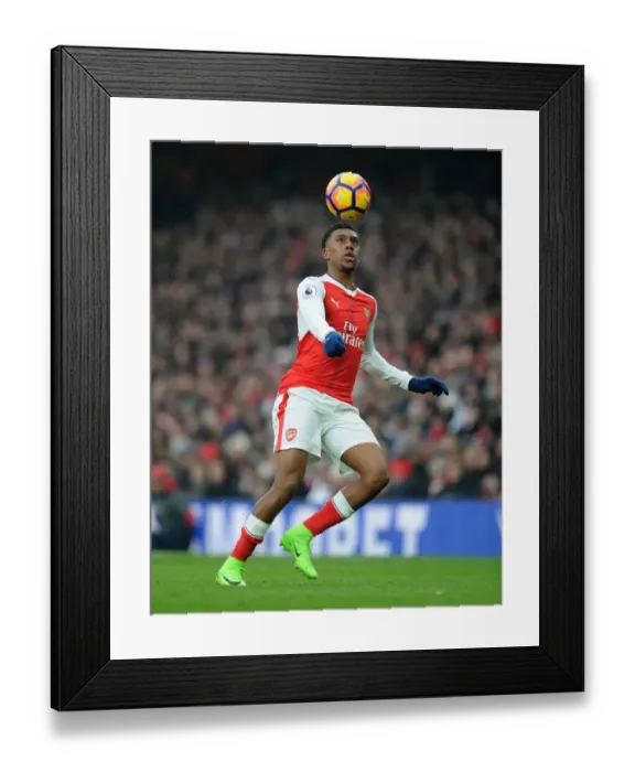 Framed Print : Arsenal's Alex Iwobi in Action against Hull City - Premier League 2016-17 Framed Print : Arsenal's Alex Iwobi in Action against Hull City - Premier League 2016-17
