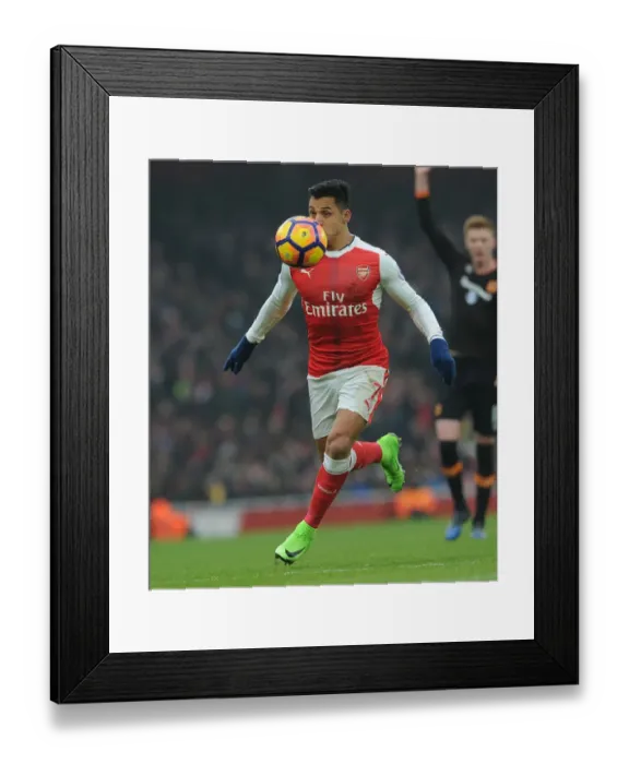Framed Print : Alexis Sanchez in Action: Arsenal vs. Hull City, 2016-17 Premier League