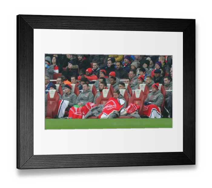 Framed Print : Arsenal's Nacho Monreal in Action Against Hull City (Premier League 2016-17) Framed Print : Arsenal's Nacho Monreal in Action Against Hull City (Premier League 2016-17)