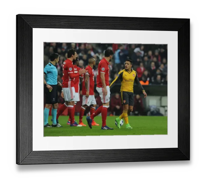 Framed Print : Clash of Titans: Alexis Sanchez vs. Javi Martinez - Bayern Munich vs. Arsenal, UEFA Champions League 2016-17