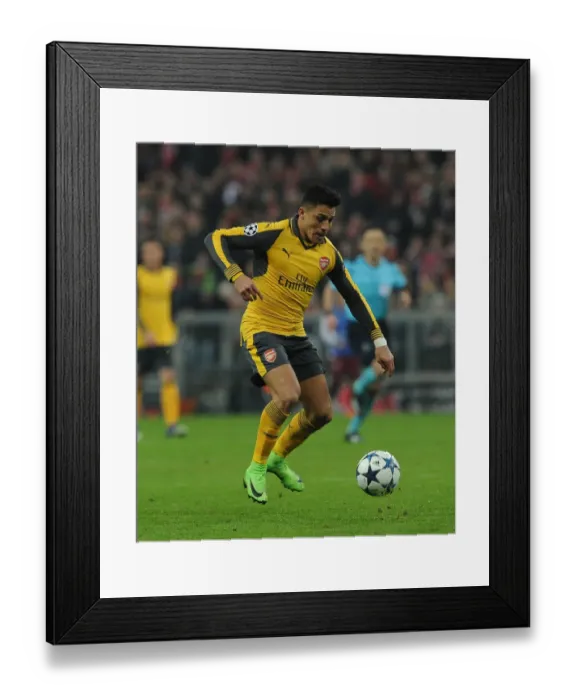 Framed Print : Champions League Showdown: Bayern Munich vs. Arsenal - Alexis Sanchez in Action