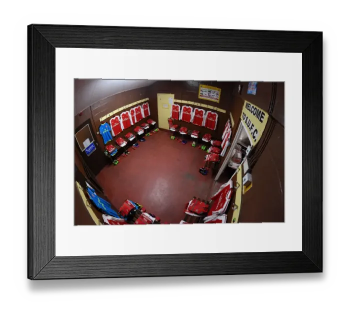 Framed Print : Behind the Scenes: Arsenal's Fifth Round Preparations at Sutton United's Changing Room