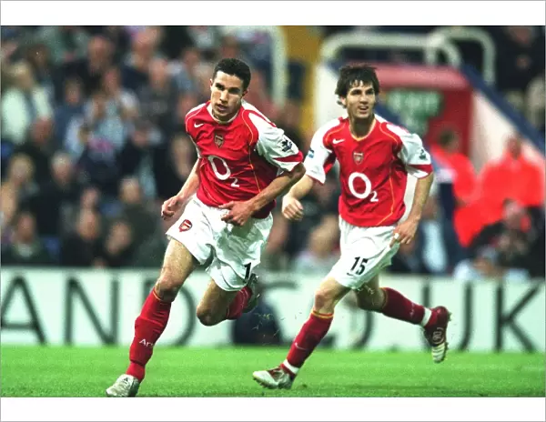 Arsenal FC: The Team - Unstoppable Strike Force: Robin van Persie