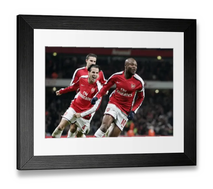 Framed Print : William Gallas celebrates scoring Arsenals 2nd goal