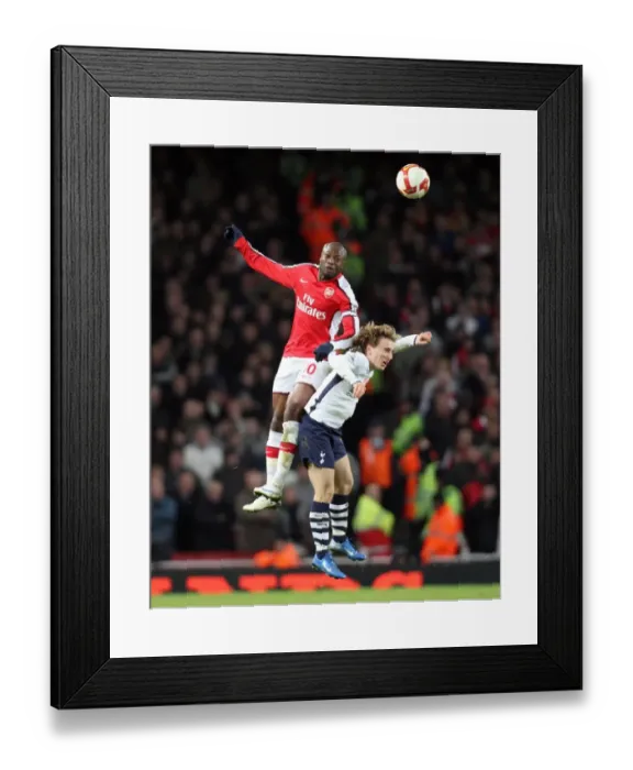 Framed Print : William Gallas (Arsenal) Luka Modric (Tottenham) Framed Print : William Gallas (Arsenal) Luka Modric (Tottenham)