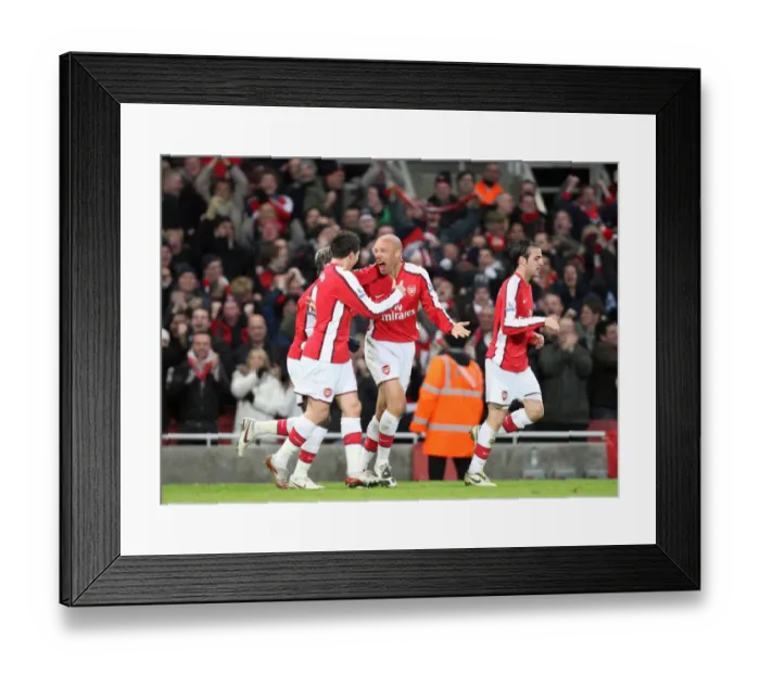 Framed Print : Mikael Silvestre celebrates scoring Arsenals 1st goal