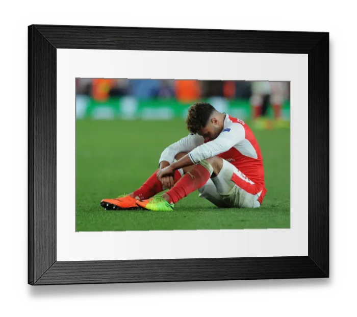 Framed Print : Arsenal's Oxlade-Chamberlain Reacts After Arsenal FC vs. FC Bayern Munich, UEFA Champions League 2016-17 (Second Leg, Emirates Stadium)