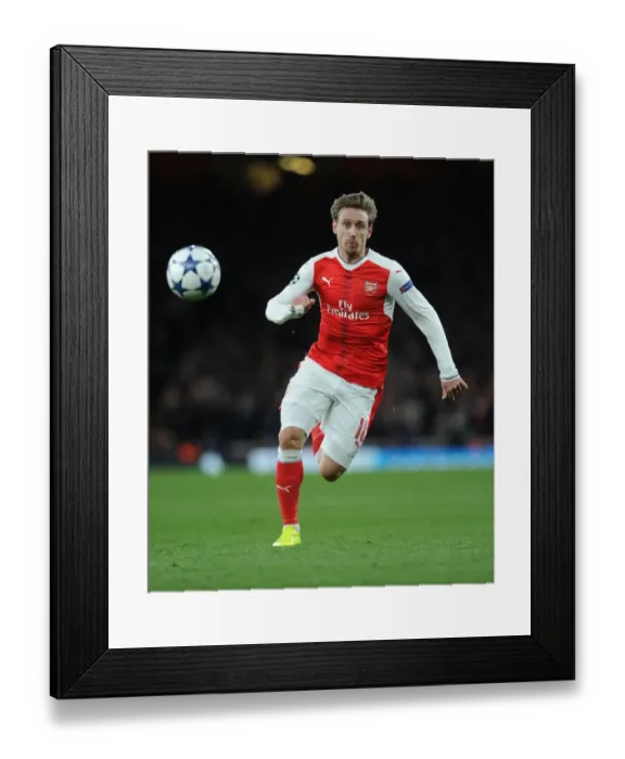 Framed Print : Nacho Monreal in Action: Arsenal vs. Bayern Munich, UEFA Champions League 2016-17 (Second Leg)