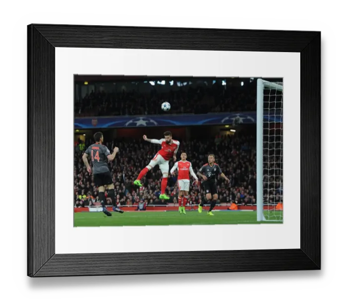 Framed Print : Olivier Giroud (Arsenal). Arsenal 1: 5 Bayern Munich