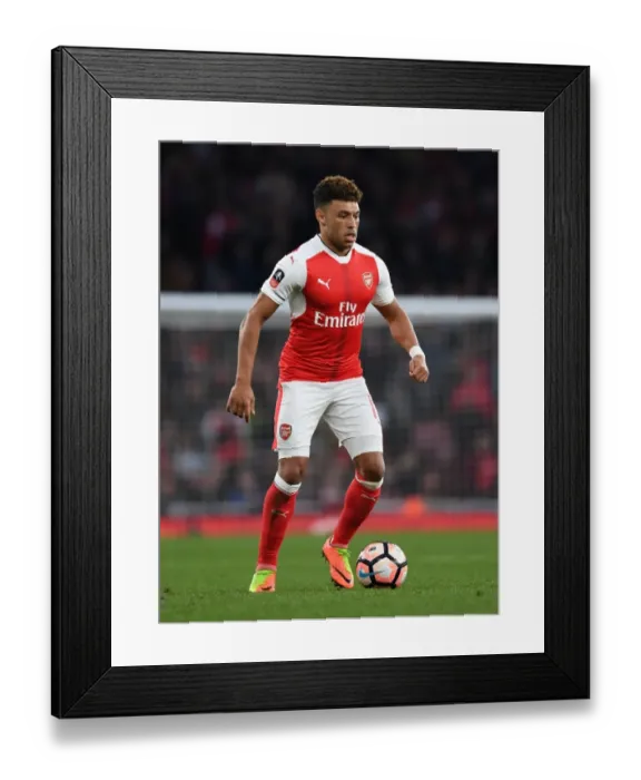 Framed Print : Arsenal's Alex Oxlade-Chamberlain in Emirates FA Cup Quarter-Final Action against Lincoln City