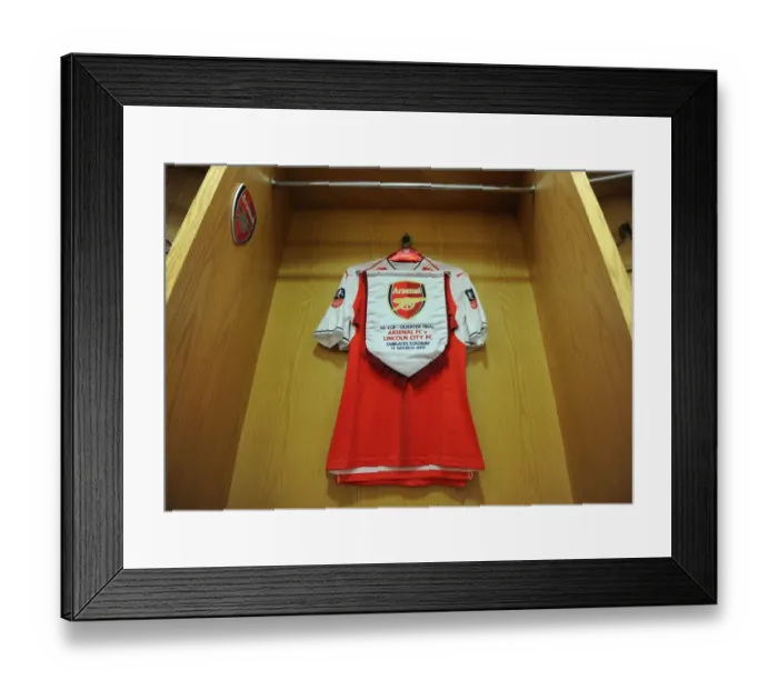 Framed Print : Arsenal Pennant: Emirates FA Cup Quarter-Final vs. Lincoln City Framed Print : Arsenal Pennant: Emirates FA Cup Quarter-Final vs. Lincoln City