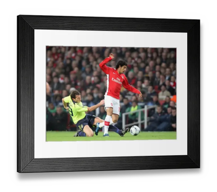 Framed Print : Carlos Vela (Arsenal) Ali Biigin (Fenerbahce)