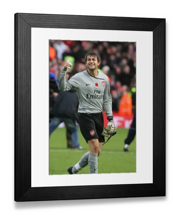Framed Print : Lucasz Fabianski celebrates the Arsenal victory Framed Print : Lucasz Fabianski celebrates the Arsenal victory