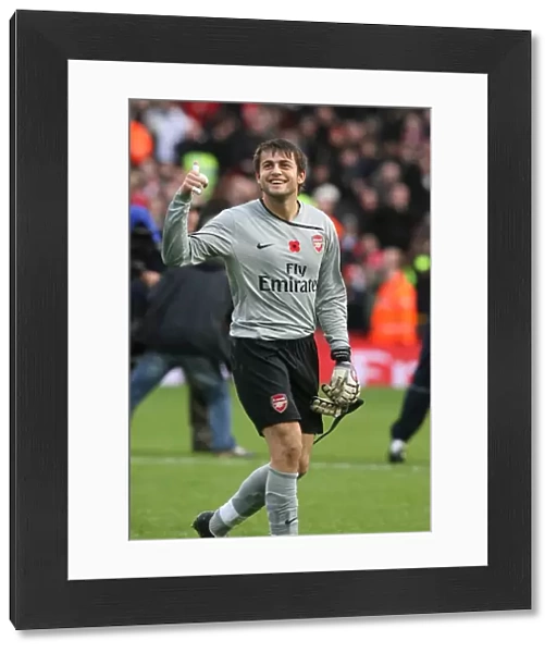 Fabianski's Victory: Arsenal's 2-1 Triumph Over Manchester United, 2008