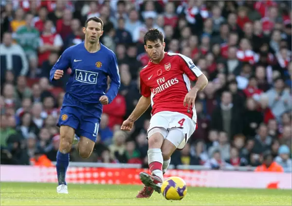 Clash of Legends: Fabregas vs. Giggs in Arsenal's 2-1 Victory over Manchester United, 2008