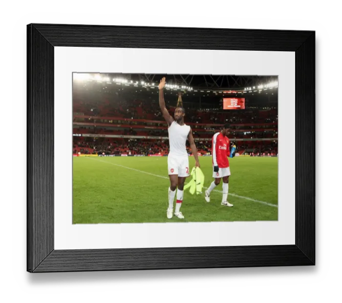 Framed Print : Johan Djourou (Arsenal) waves as he leaves the pitch Framed Print : Johan Djourou (Arsenal) waves as he leaves the pitch