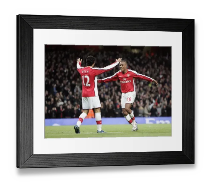 Framed Print : Jay Simpson celebrates scoring his and Arsenals 2nd
