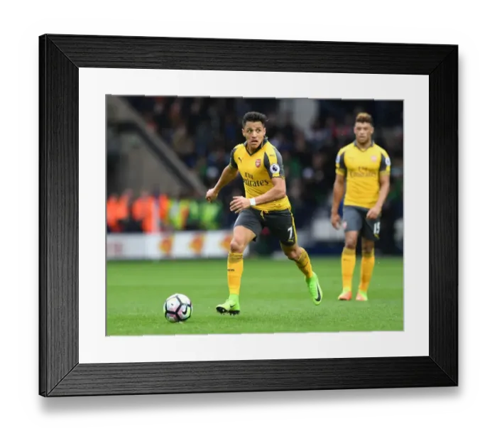 Framed Print : Alexis Sanchez in Action: Arsenal vs. West Bromwich Albion, Premier League 2016-17 Framed Print : Alexis Sanchez in Action: Arsenal vs. West Bromwich Albion, Premier League 2016-17