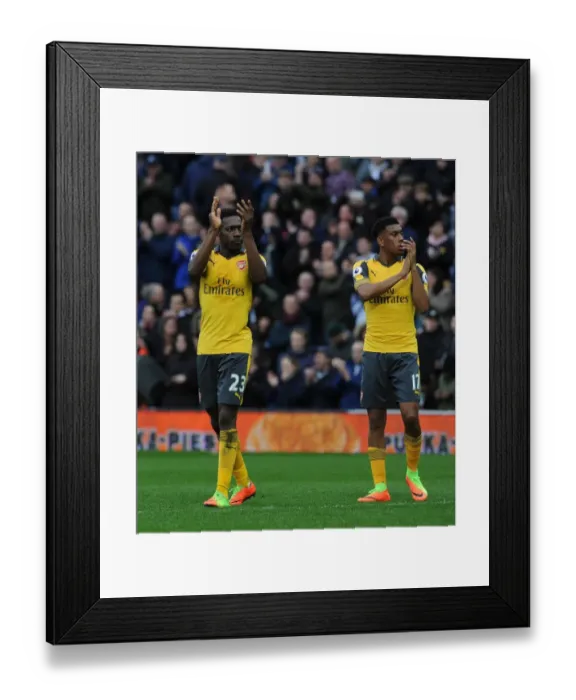Framed Print : Danny Welbeck and Alex Iwobi (Arsenal) clap the fans after the match Framed Print : Danny Welbeck and Alex Iwobi (Arsenal) clap the fans after the match